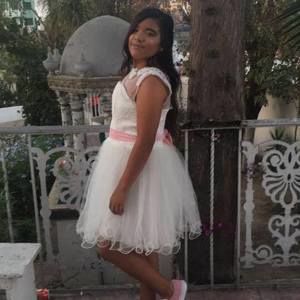 Meet your Posher, Perla